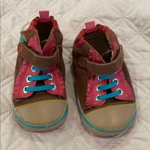 Baby shoes